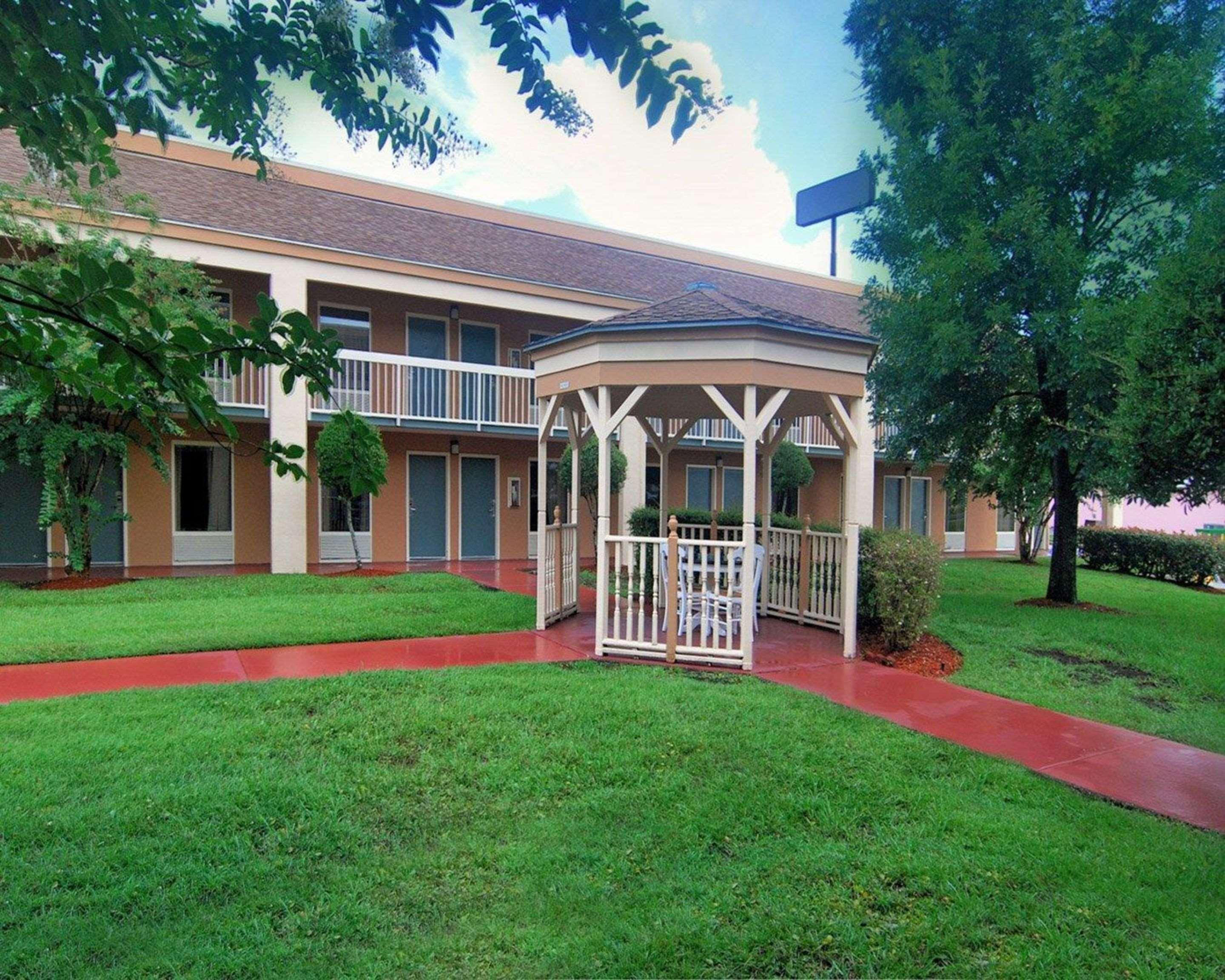 Quality Inn Kingsland Εξωτερικό φωτογραφία